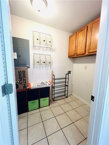 809 N Tenth St, Fulton, TX 78358