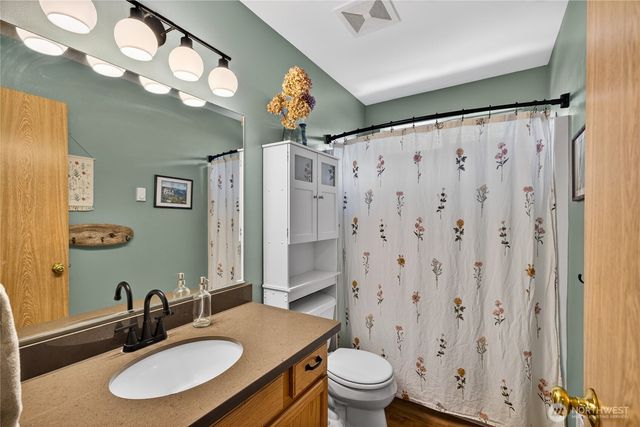 1293 Halsey Drive, Coupeville, WA 98239