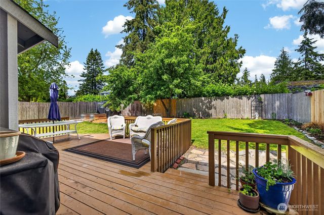 1293 Halsey Drive, Coupeville, WA 98239