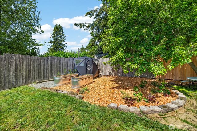 1293 Halsey Drive, Coupeville, WA 98239