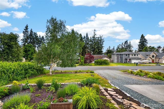 1293 Halsey Drive, Coupeville, WA 98239