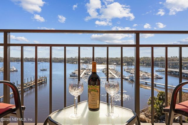 4401 LAKESIDE Drive 804, Jacksonville, FL 32210