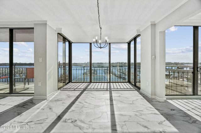 4401 LAKESIDE Drive 804, Jacksonville, FL 32210