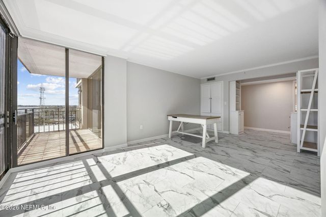 4401 LAKESIDE Drive 804, Jacksonville, FL 32210