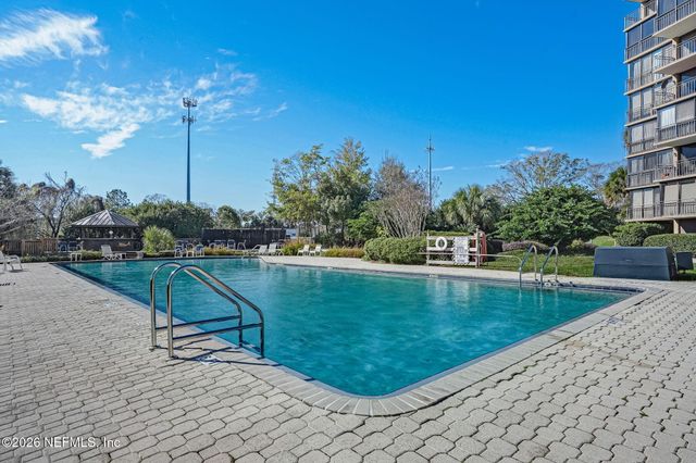 4401 LAKESIDE Drive 804, Jacksonville, FL 32210