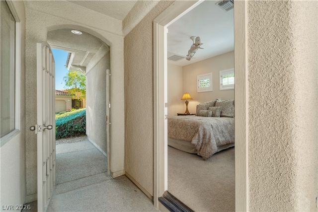 10 Chatmoss Road, Henderson, NV 89052