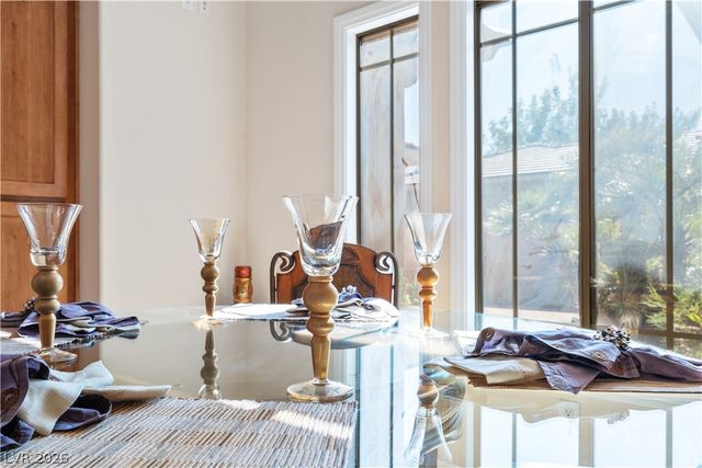 10 Chatmoss Road, Henderson, NV 89052