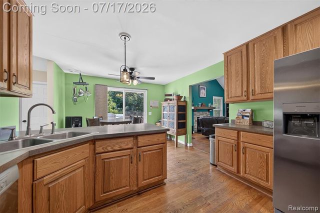 2660 Scenic Meadows Drive, Ortonville, MI 48462