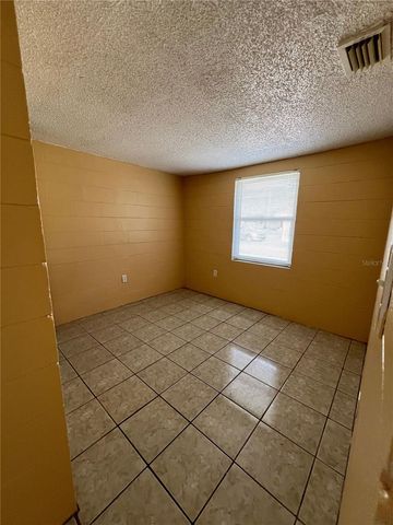 3007 14TH ST E, Bradenton, FL 34208