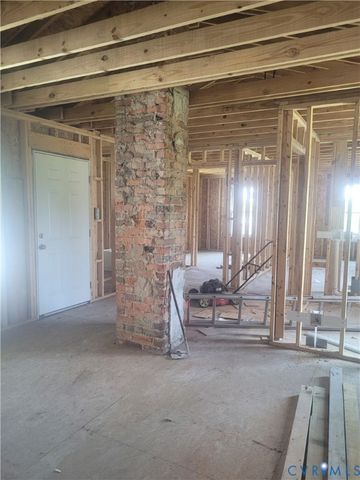 107 S Jefferson St, Petersburg, VA 23803