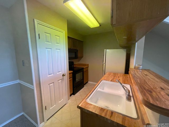 11610 Vance Jackson Rd Apt 978, San Antonio, TX 78230
