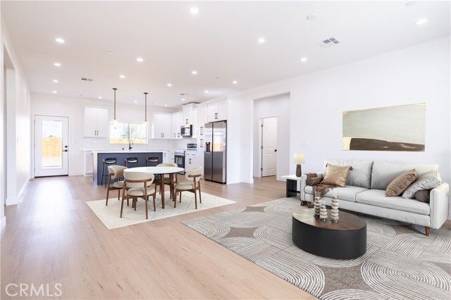 8413 Viburnum Avenue, California City, CA 93505