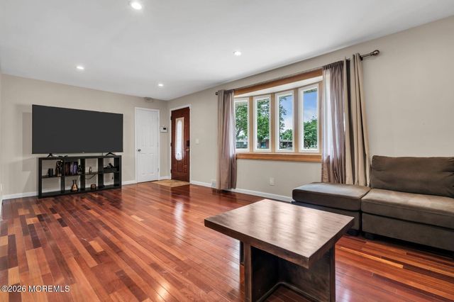 421 Rock Avenue, Piscataway Twp, NJ 08854