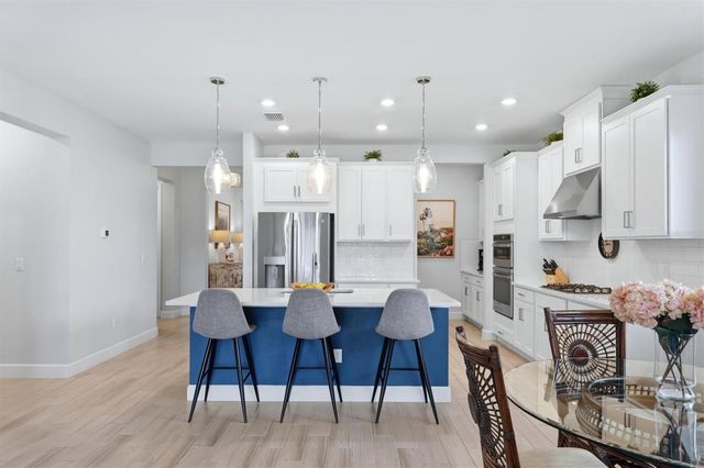 9268 TEQUILA SUNRISE DRIVE, Sarasota, FL 34241