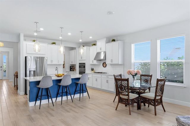 9268 TEQUILA SUNRISE DRIVE, Sarasota, FL 34241