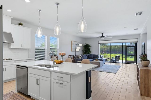 9268 TEQUILA SUNRISE DRIVE, Sarasota, FL 34241