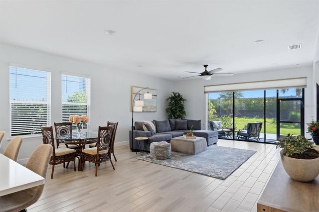 9268 TEQUILA SUNRISE DRIVE, Sarasota, FL 34241