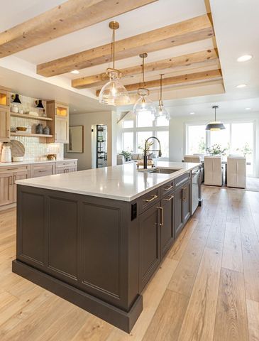 5615 31st Street S, Fargo, ND 58104