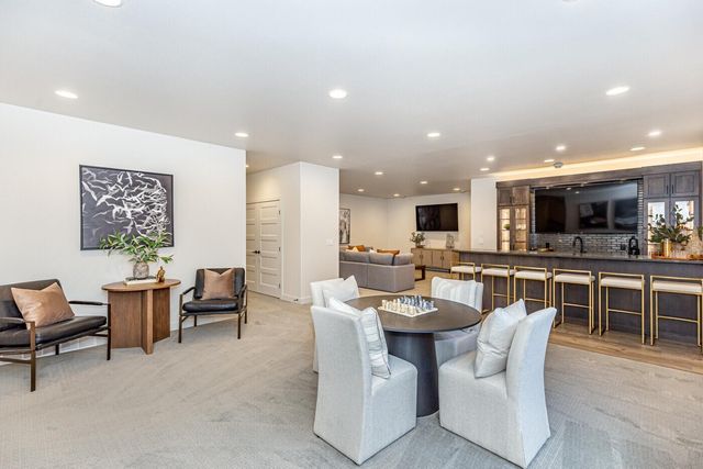 5615 31st Street S, Fargo, ND 58104