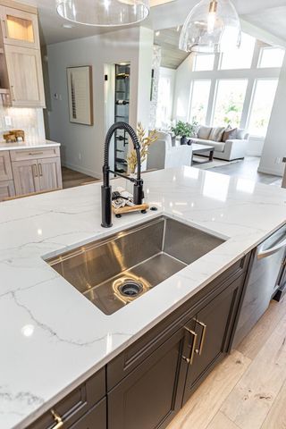 5615 31st Street S, Fargo, ND 58104