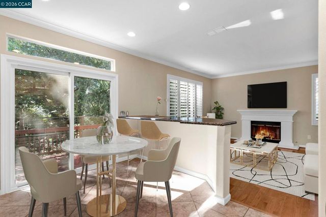 219 Forest Creek Ln, San Ramon, CA 94583
