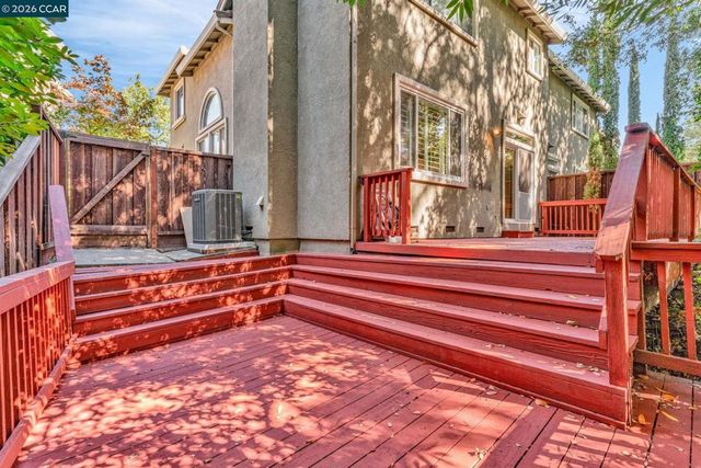 219 Forest Creek Ln, San Ramon, CA 94583