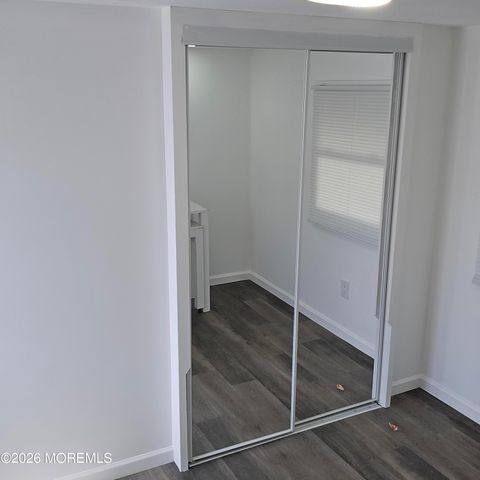 9 Monique Circle, Hazlet, NJ 07730