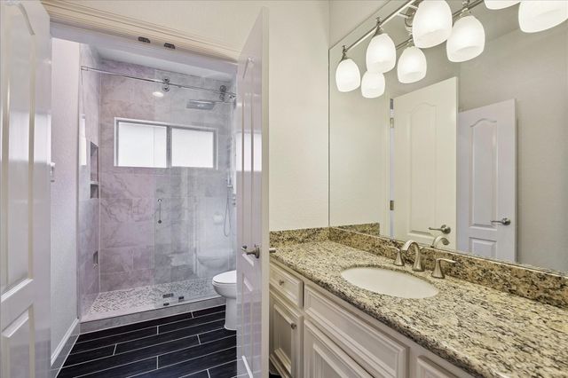 14710 Paradise Oak Drive, Conroe, TX 77356
