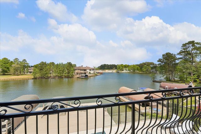 14710 Paradise Oak Drive, Conroe, TX 77356