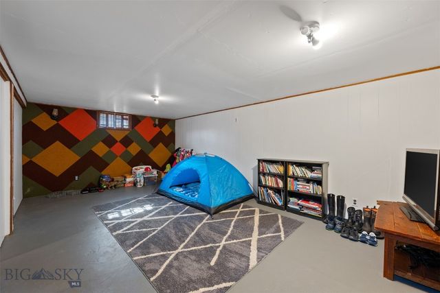 2004 W Park Avenue, Anaconda, MT 59711