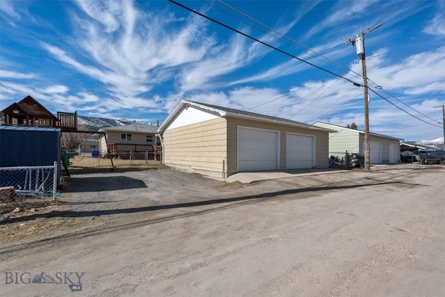 2004 W Park Avenue, Anaconda, MT 59711