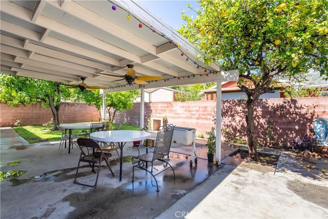 10118 Telfair, Pacoima, CA 91331