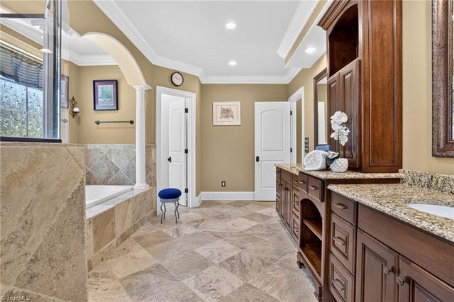 7611 Calmeria Court, Kernersville, NC 27284