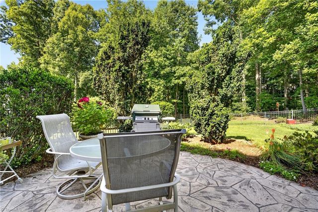 7611 Calmeria Court, Kernersville, NC 27284