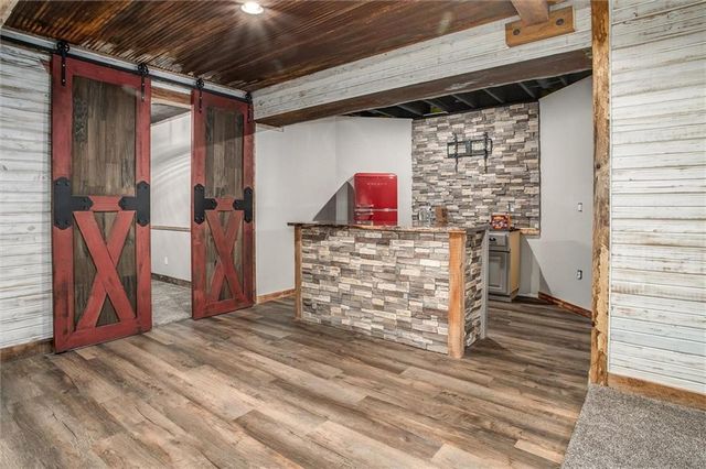 3409 NW Nautical Court, Blue Springs, MO 64015