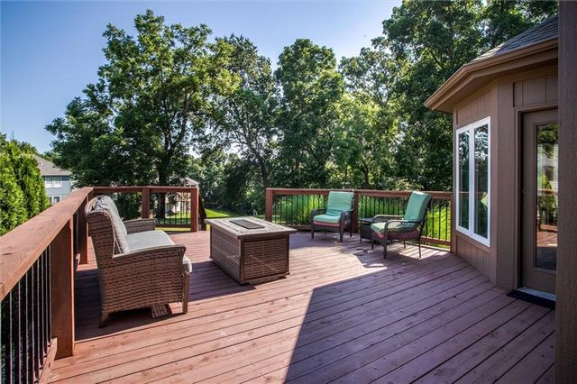 3409 NW Nautical Court, Blue Springs, MO 64015