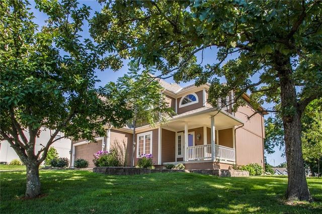 3409 NW Nautical Court, Blue Springs, MO 64015