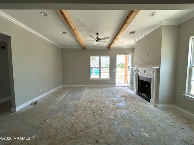 121 Crooked Pine Lane, Scott, LA 70583