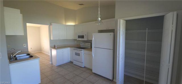 622 Grant AVE, Lehigh Acres, FL 33972