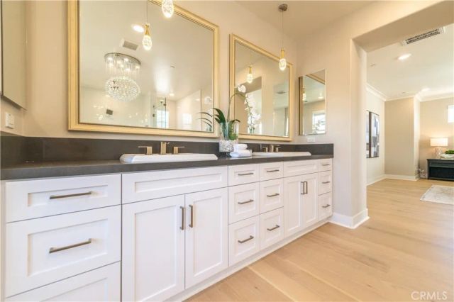 62 Cartwheel, Irvine, CA 92618