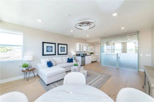 62 Cartwheel, Irvine, CA 92618