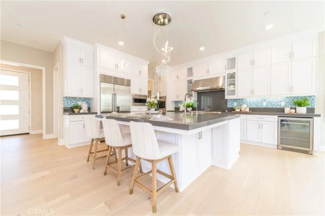 62 Cartwheel, Irvine, CA 92618