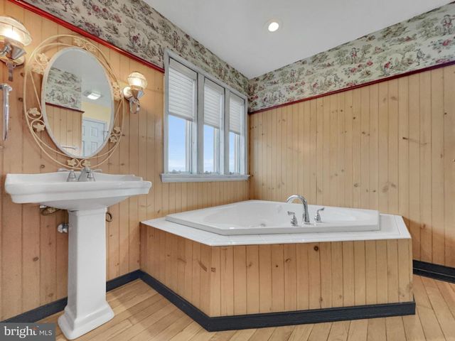 65 S REAMSTOWN RD, Stevens, PA 17578