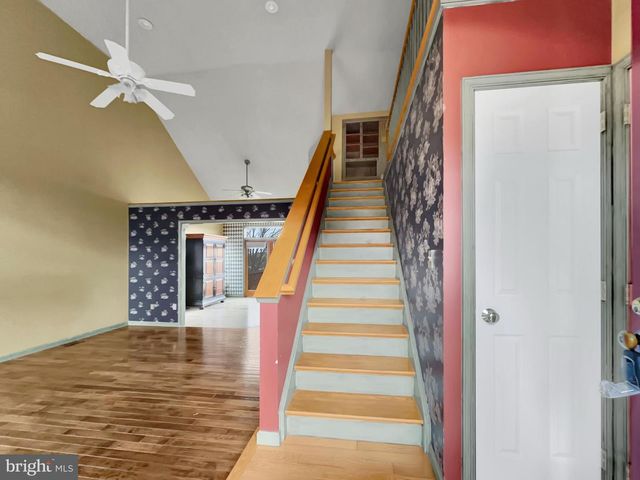 65 S REAMSTOWN RD, Stevens, PA 17578