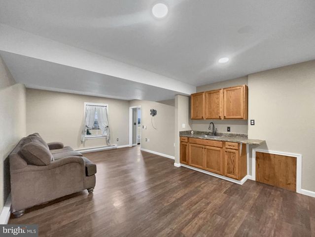 65 S REAMSTOWN RD, Stevens, PA 17578