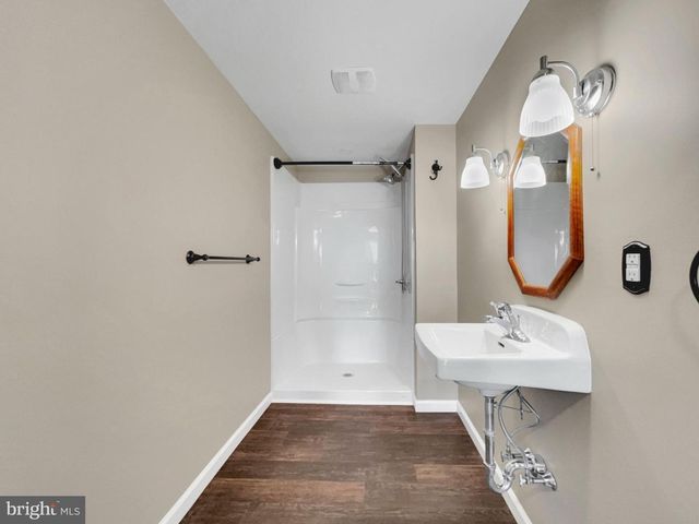 65 S REAMSTOWN RD, Stevens, PA 17578