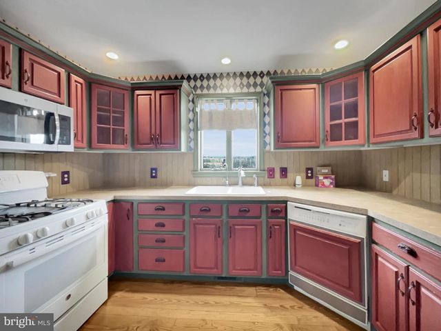 65 S REAMSTOWN RD, Stevens, PA 17578