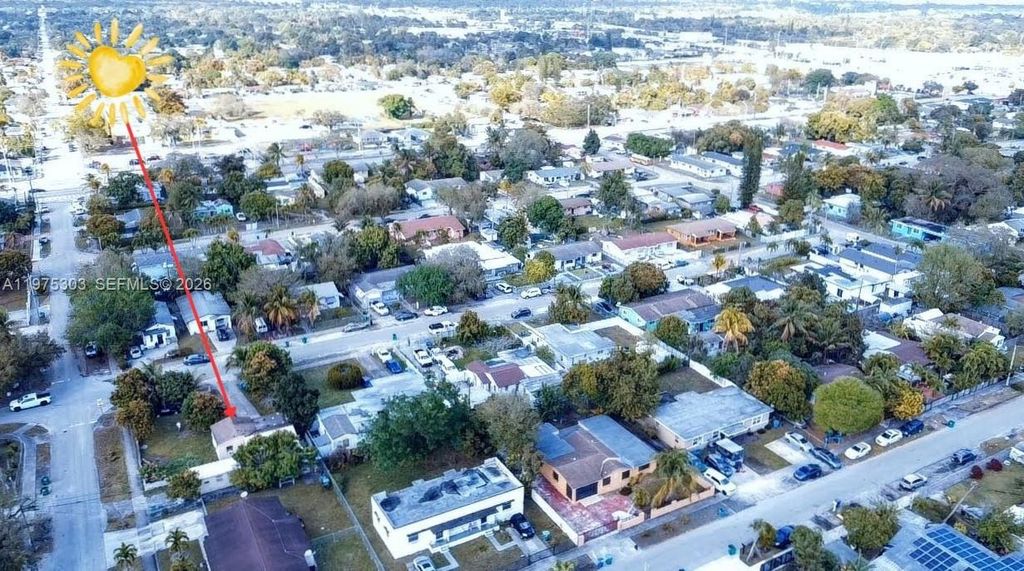 1086 NW 101st St, Miami, FL 33150