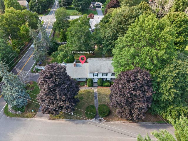2 Queensway Circle, Nashua, NH 03062