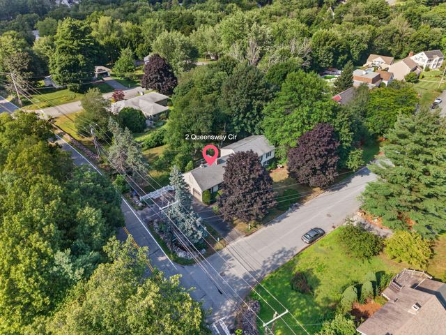 2 Queensway Circle, Nashua, NH 03062